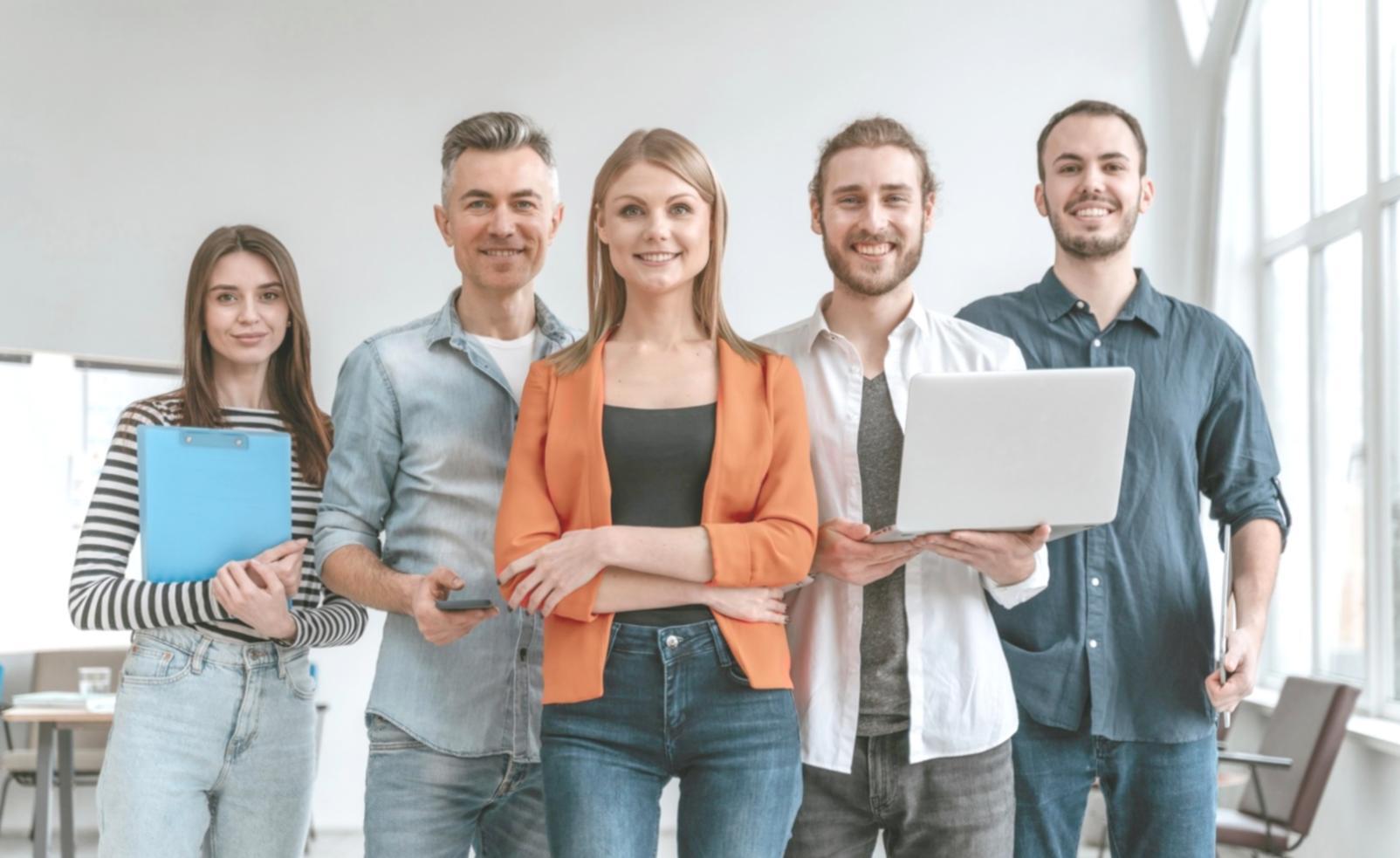 Students working on mobile game testing and quality assurance processes in Oymnex lab